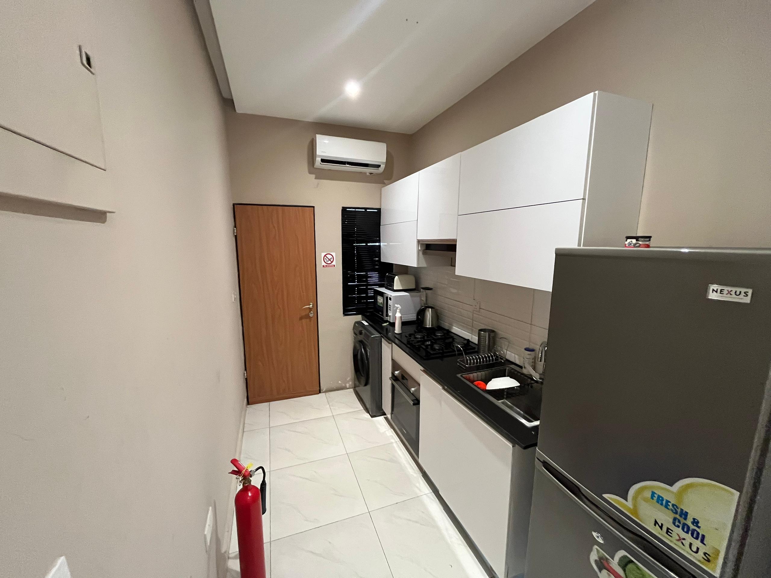 Exquisitely furnished 1 bedroom apartment